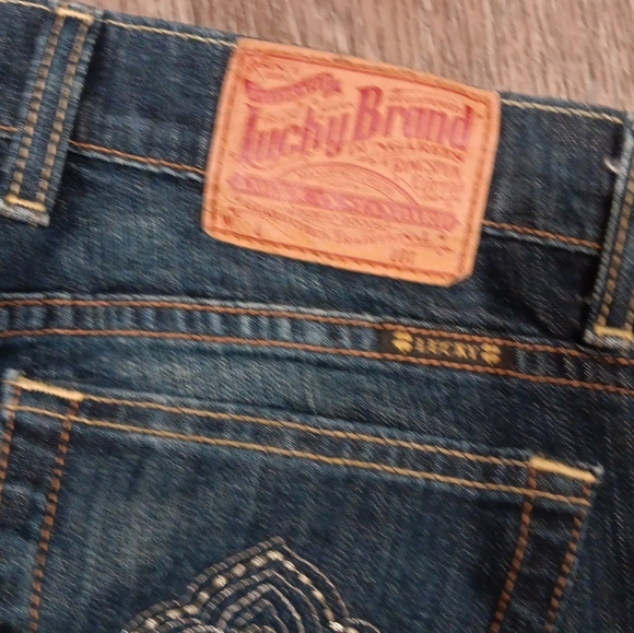 Lucky Brand Blue Boot Cut Jeans with Classic Style Size 4/27 - Picture 4 of 4